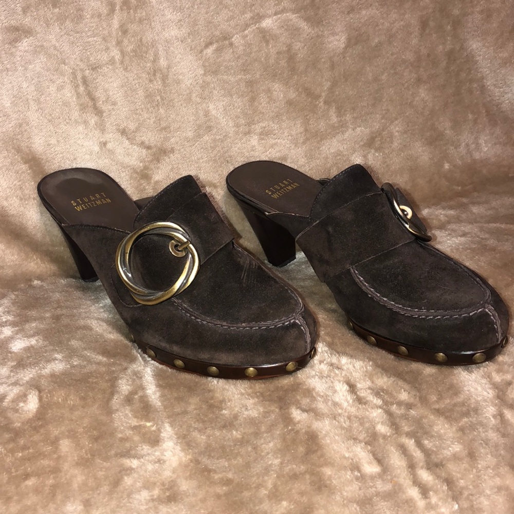 Stuart Weitzman brown suede heels